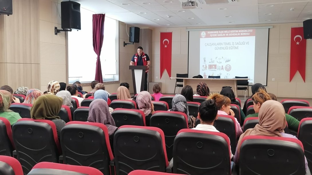 Hizmetlilerimize İşgücü Uyum Programı Kapsamında Seminer Veridi.